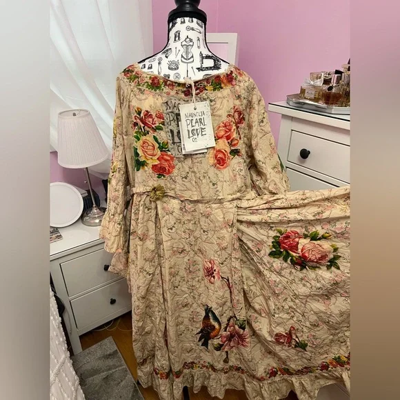 Brand new Magnolia Pearl Natalia Dress with tags! - Picture 2 of 8